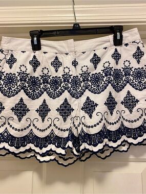 Boden White Shorts with Navy Embroidered Scallop Hem